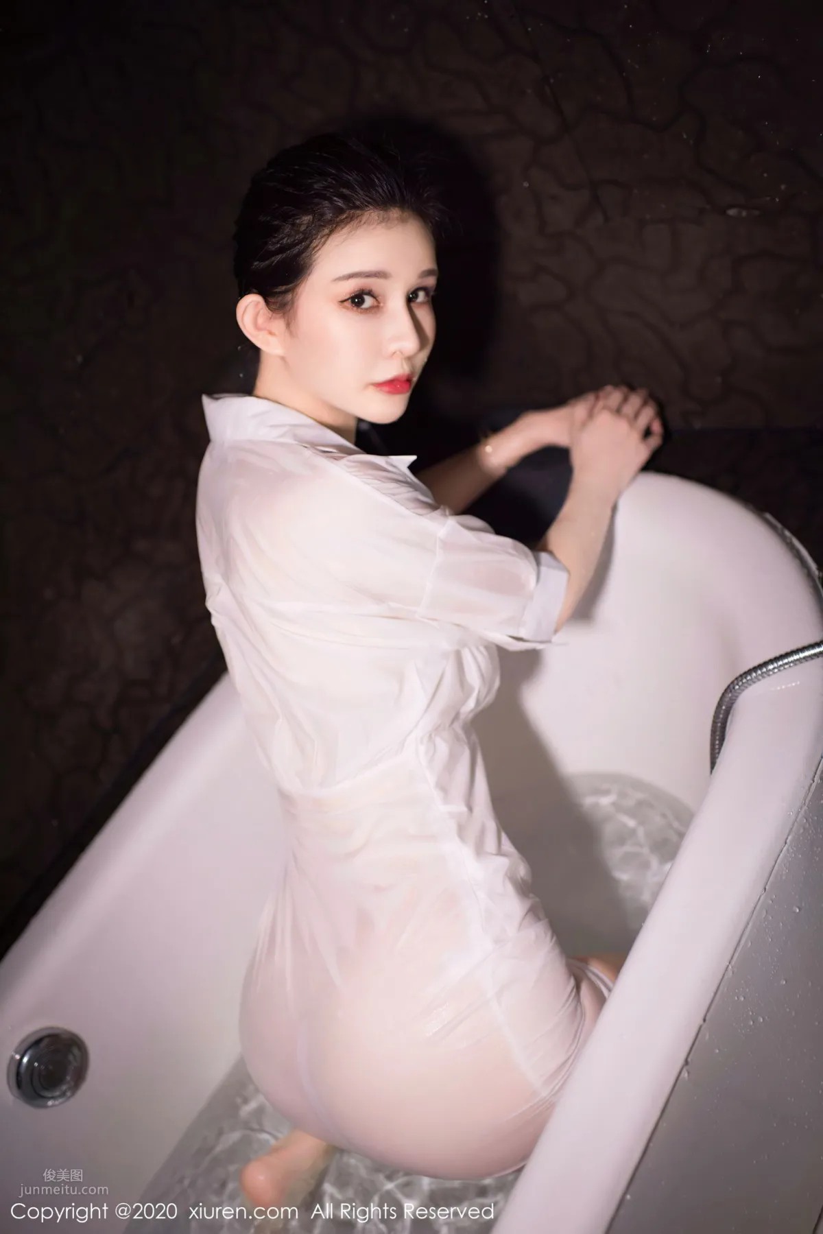 [XiuRen] 2020.10.22 No.2684 張雨萌 30