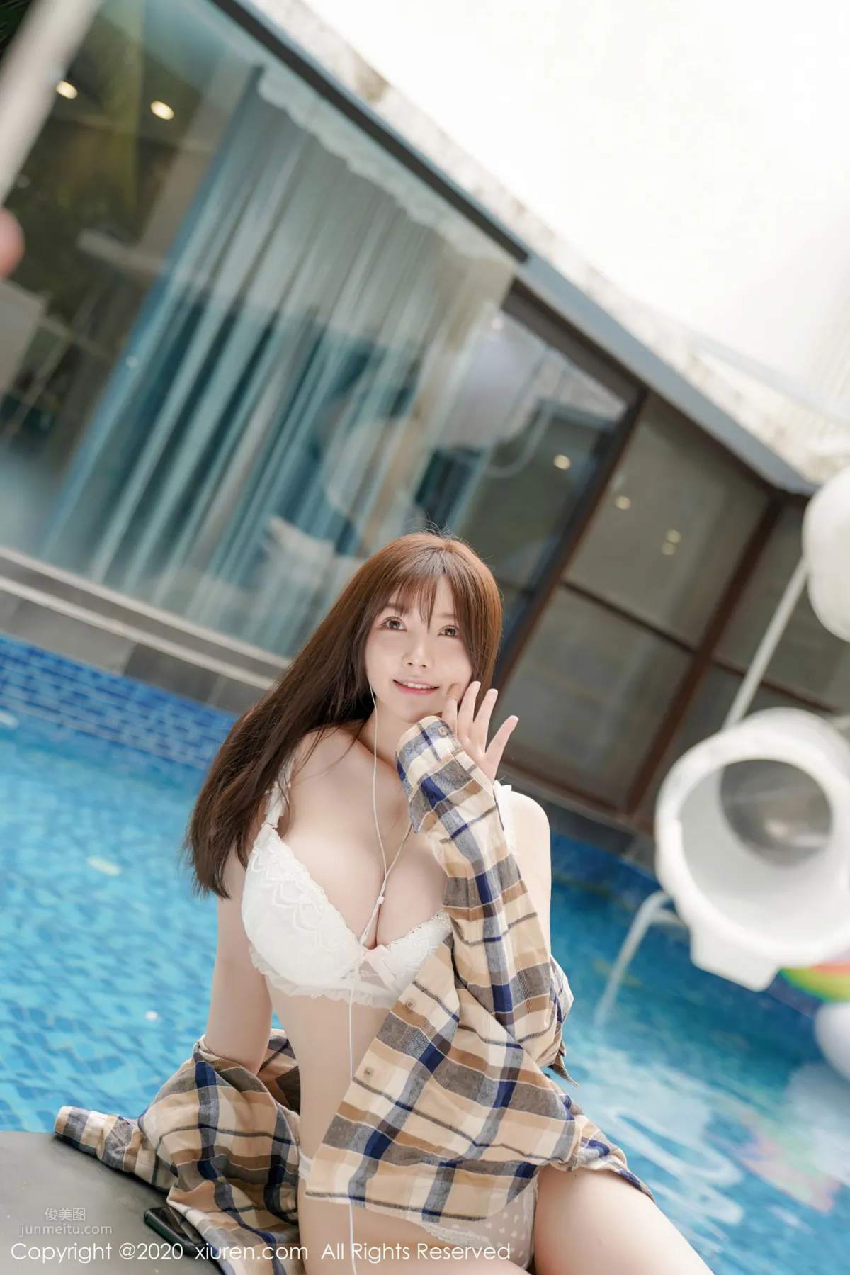 [XiuRen] 2020.10.28 No.2708 糯美子Mini 3