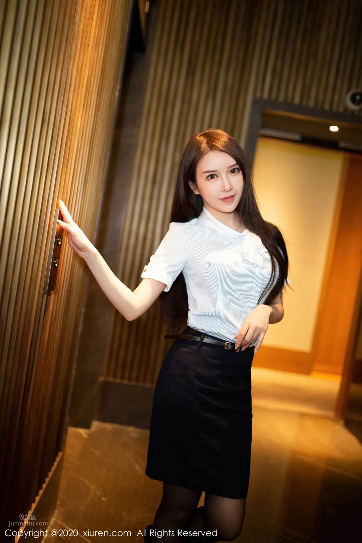 [XiuRen] 2020.11.24 No.2819 玉兔miki 8
