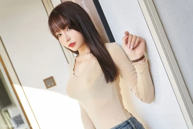 [XiuRen] 2020.12.11 No.2886 芝芝Booty