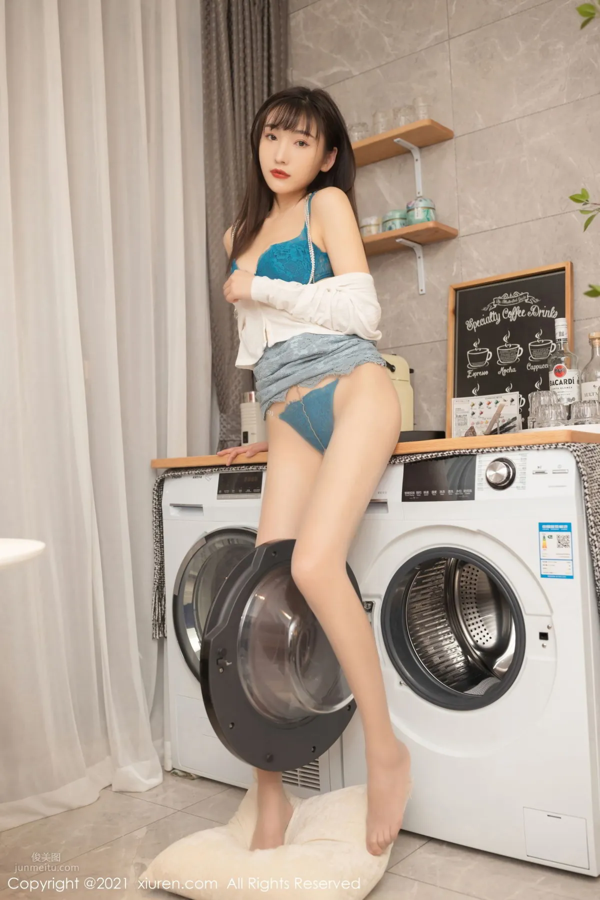 [XiuRen] 2021.02.04 No.3084 陸萱萱 35