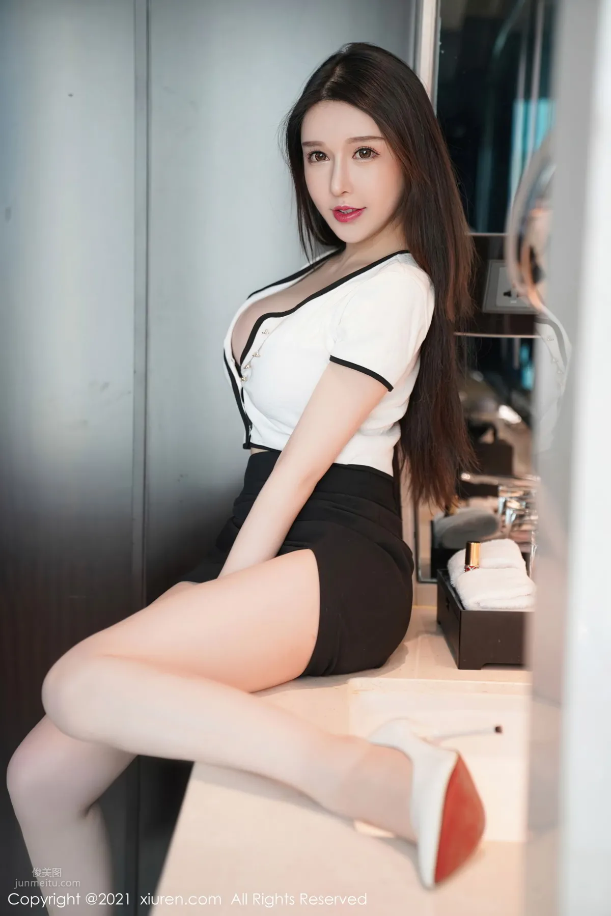 [XiuRen] 2021.01.20 No.3023 玉兔miki 4