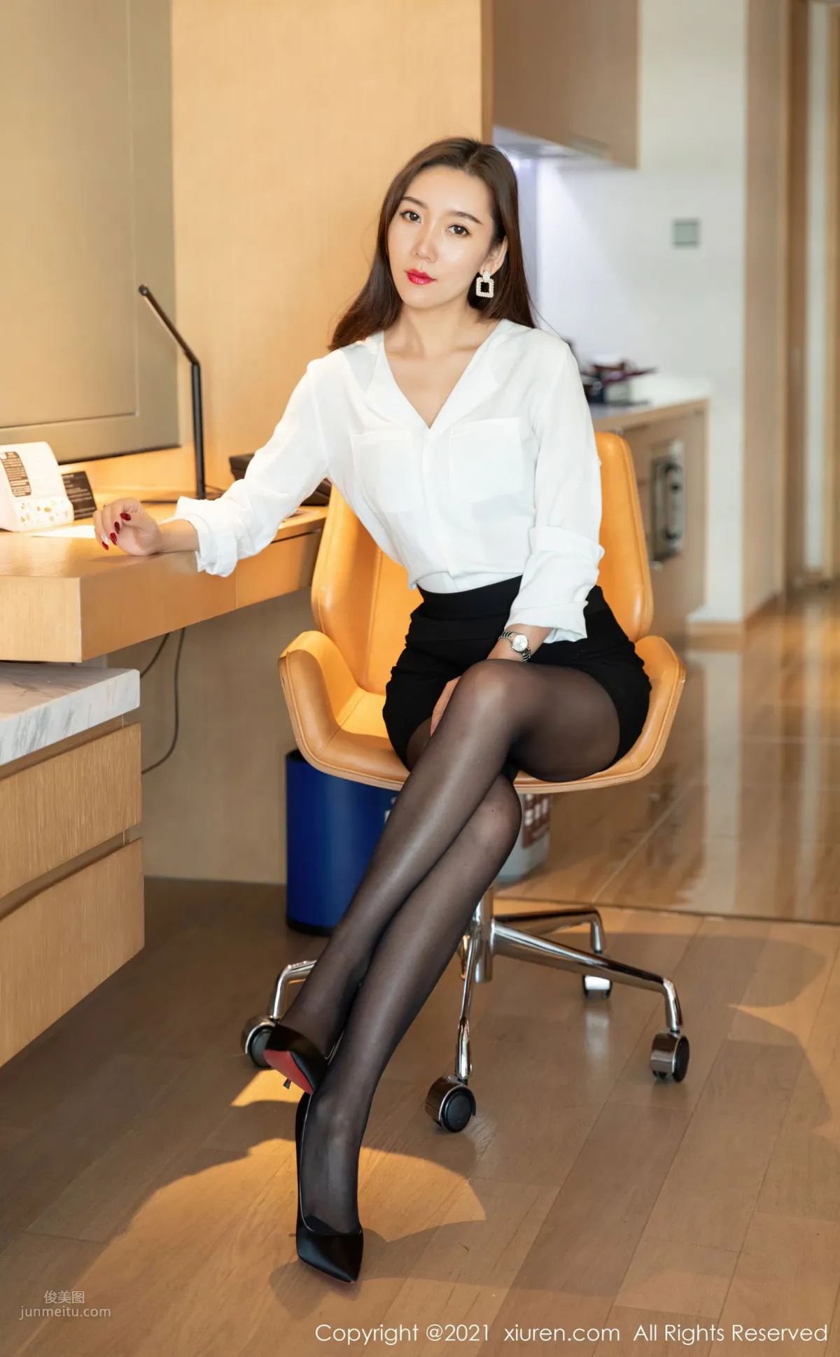 [XiuRen] 2021.01.27 No.3049 艾靜香 43