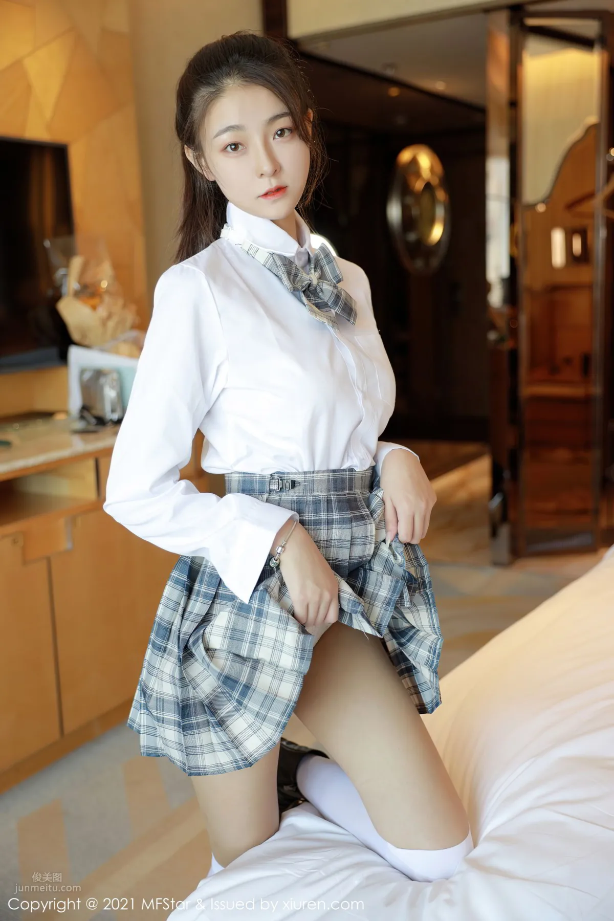 [MFStar] 2021.01.27 VOL.448 Laura苏雨彤_11