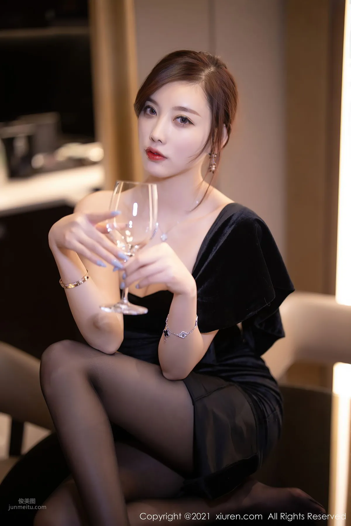 [XiuRen] 2021.03.09 No.3184 楊晨晨sugar 31