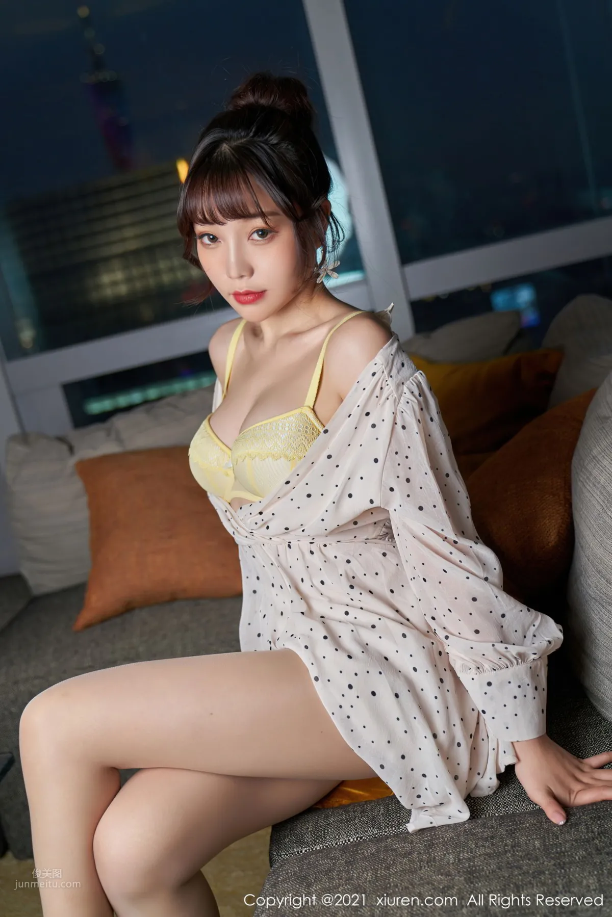 [XiuRen] 2021.02.26 No.3145 芝芝Booty 36