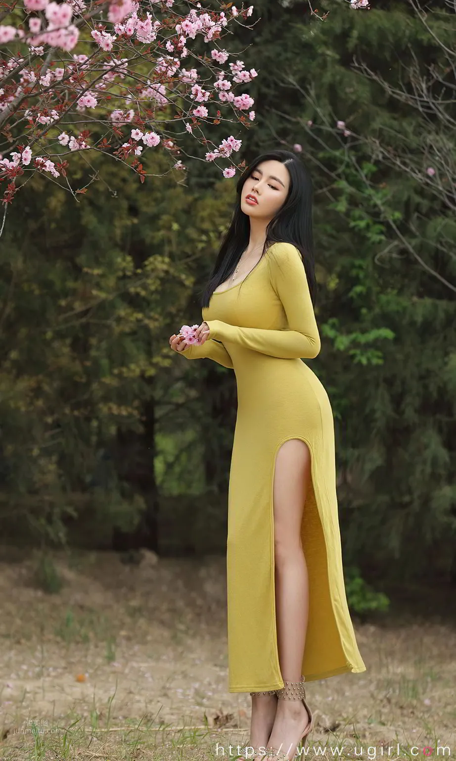 娜露Selena賞春 波濤胸湧春行中 9