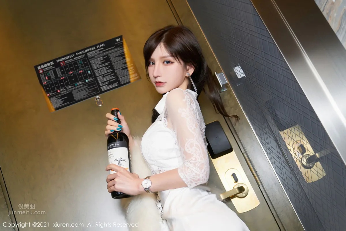 [XiuRen] 2021.03.22 VOL.3230 周于希Sandy 2