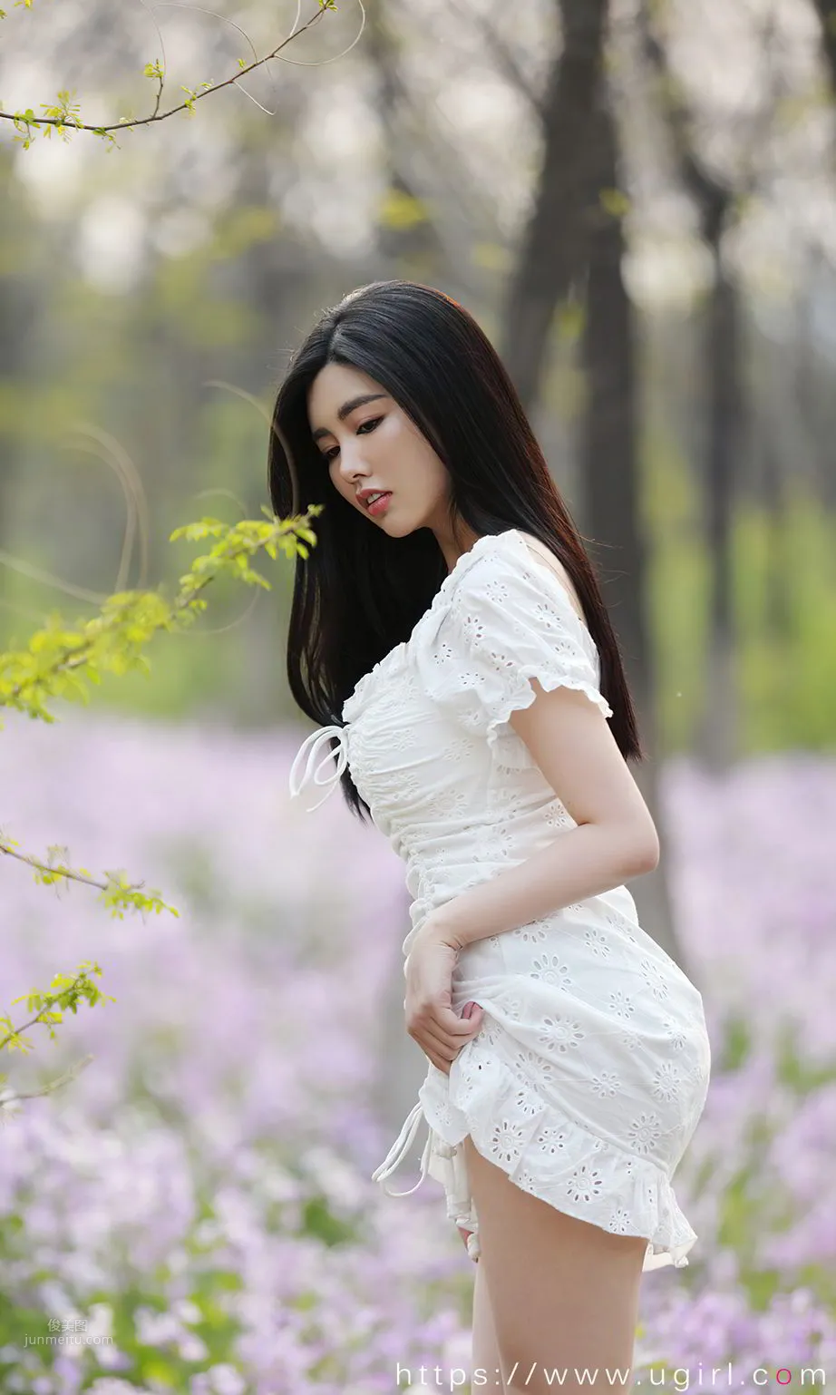 娜露的露天誘惑 天賜的好身材 11