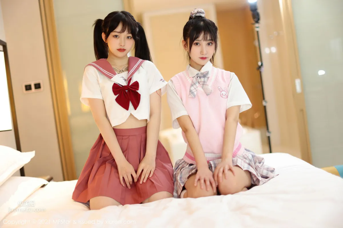 清純可人軟妹子 經典的JK制服 15