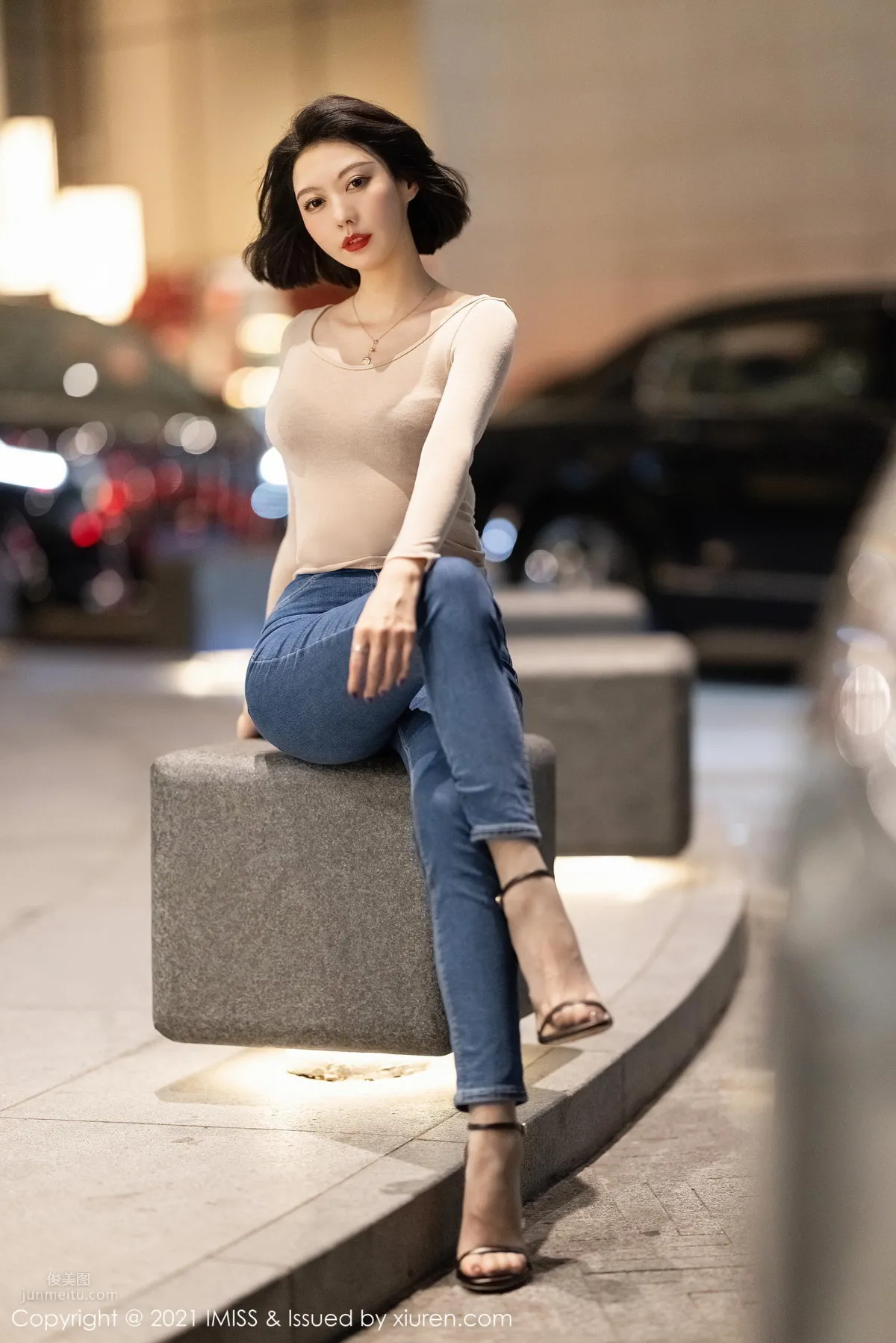 氣質美女藝軒 直爽動人牛仔庫 12