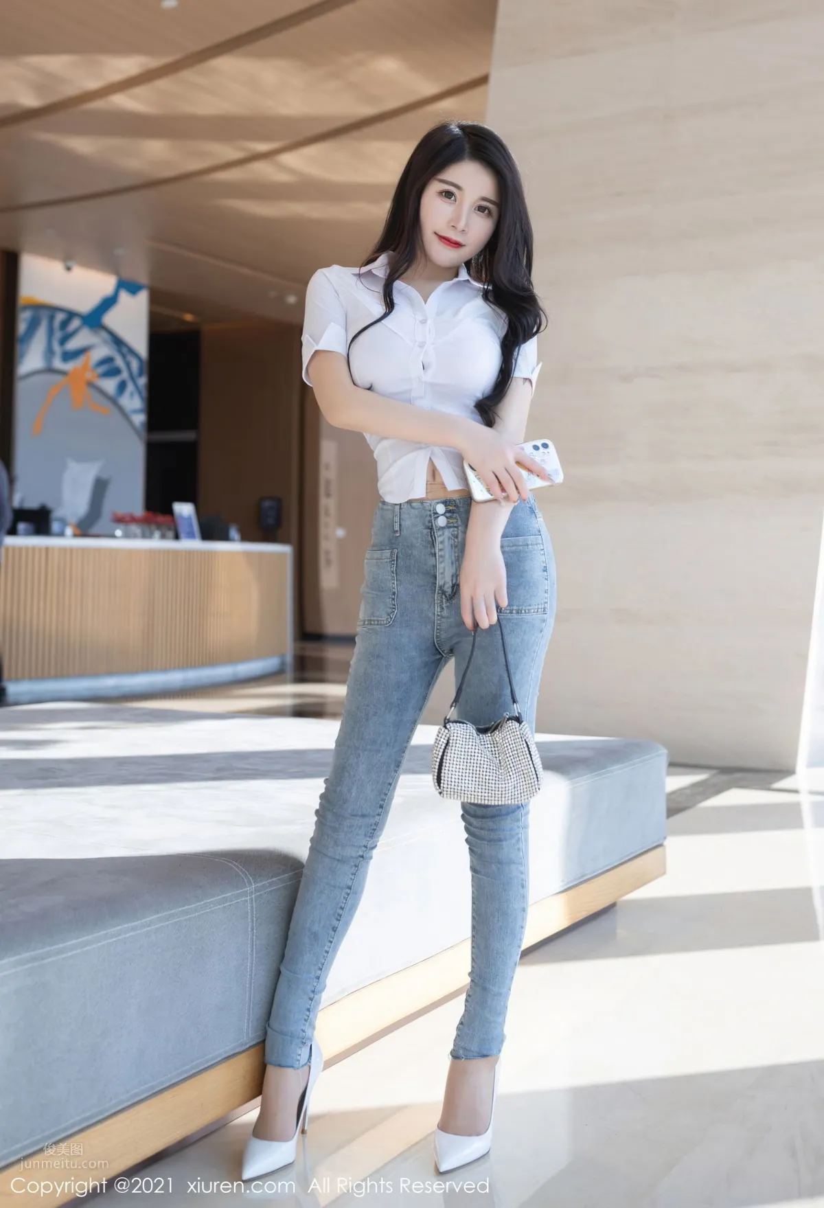[XiuRen] 2021.06.03 VOL.3501 美七Mia 2