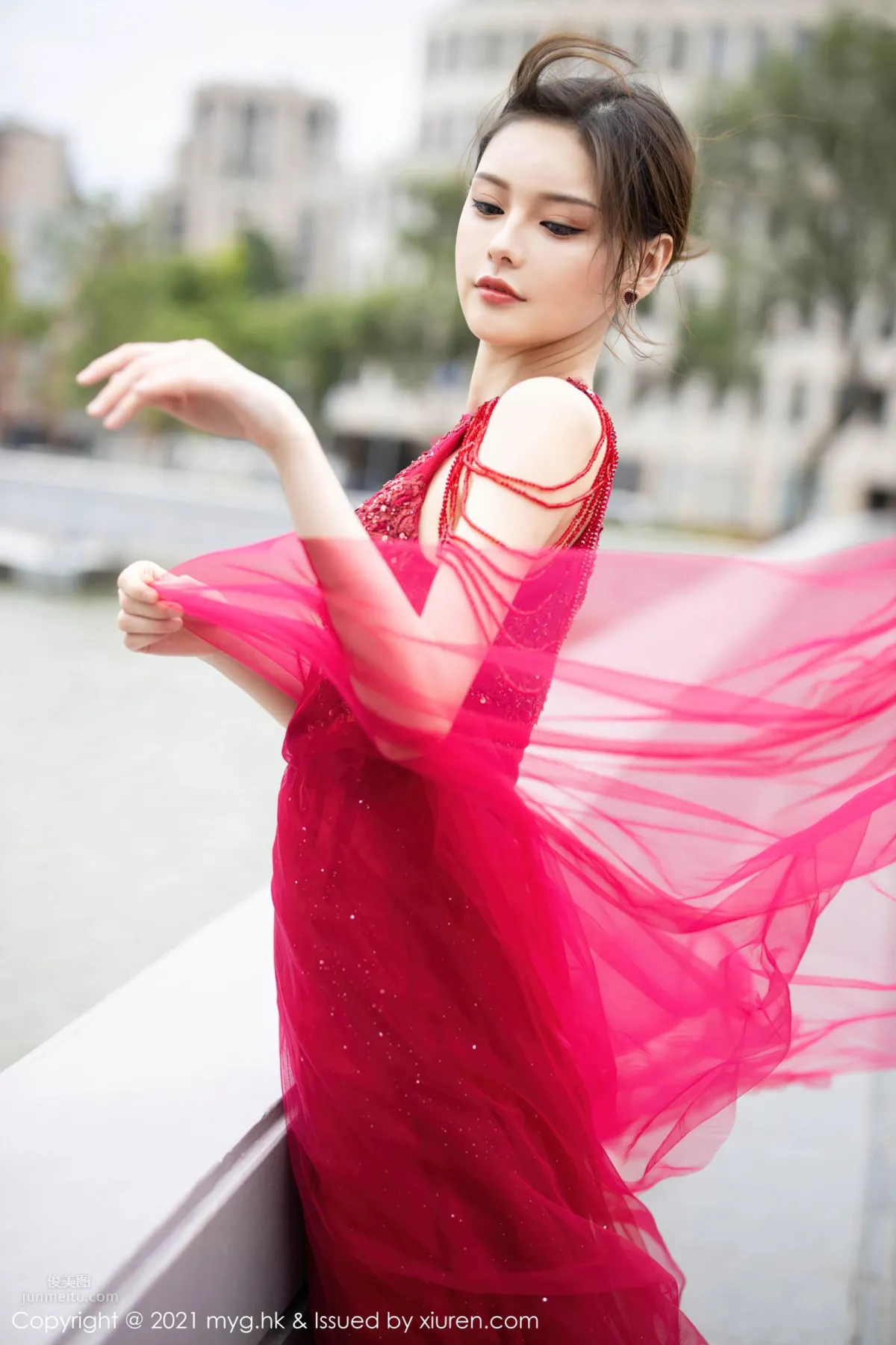 紅裙女神小夕juju 讓人心神俱醉 9