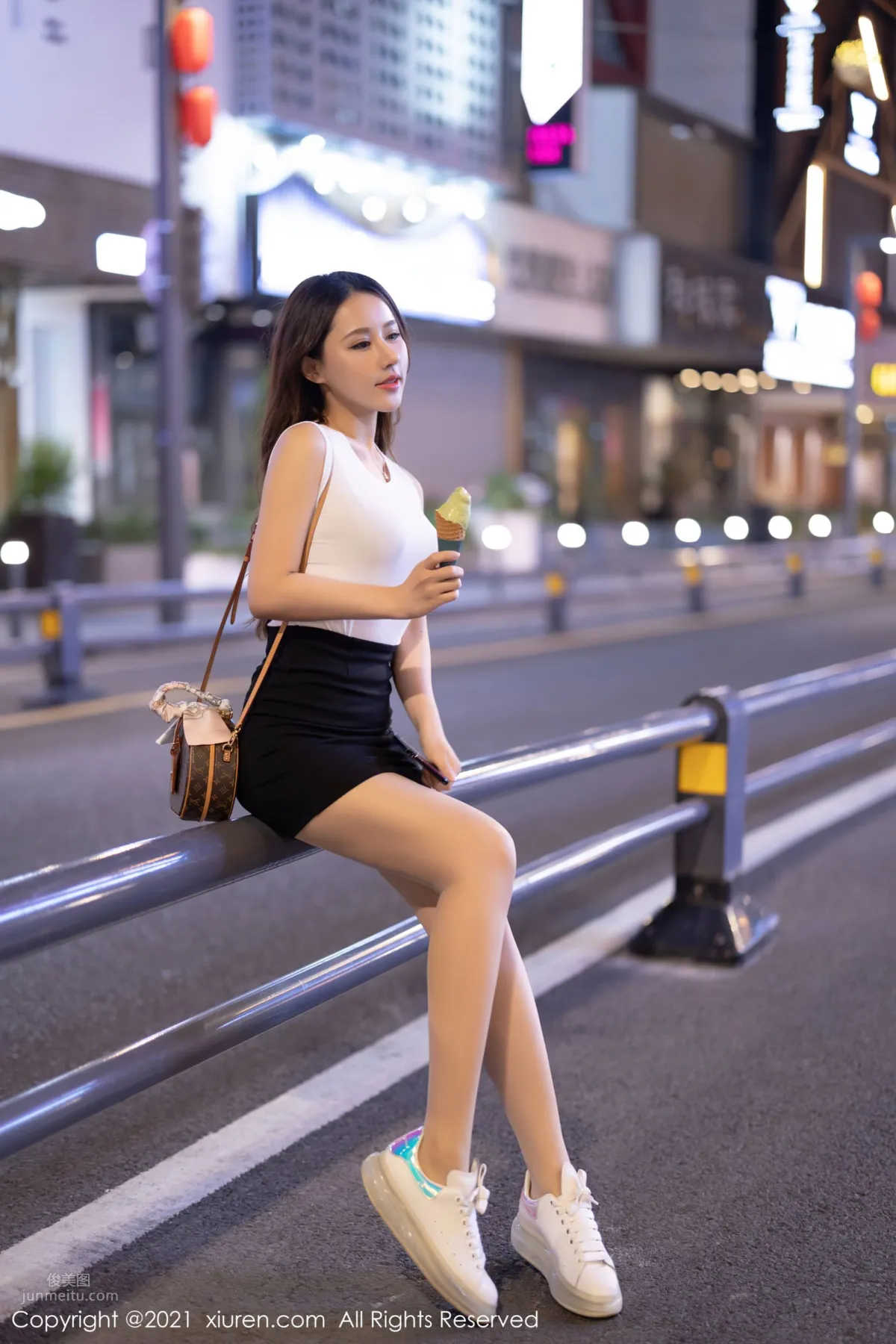 禦宅女神徐安安 镂空毛衣系列 45