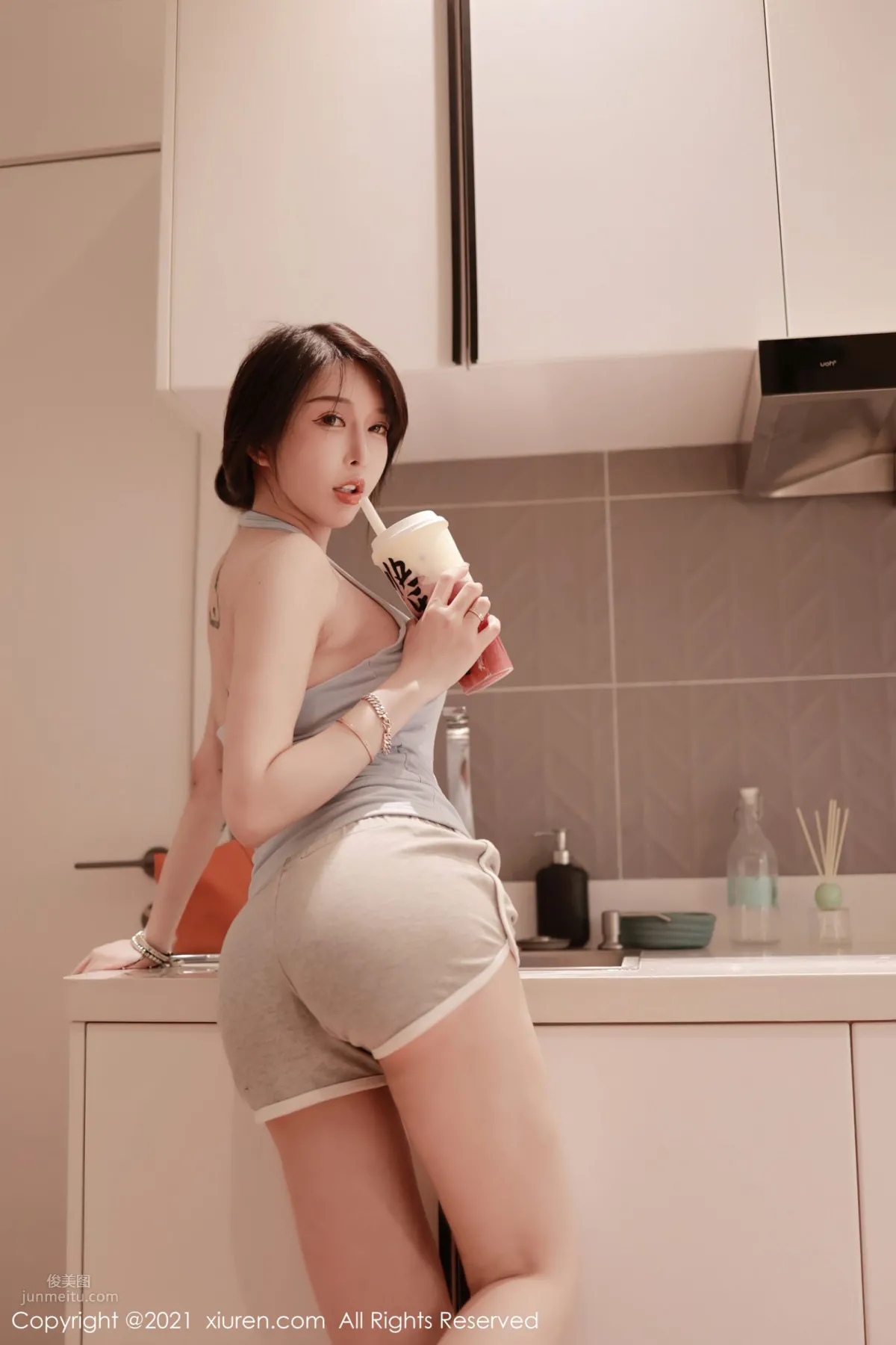 宅男女神玉兔miki 居家服飾女友視覺 6