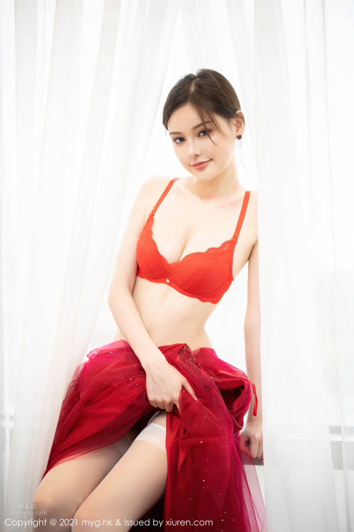 紅裙女神小夕juju 讓人心神俱醉 27