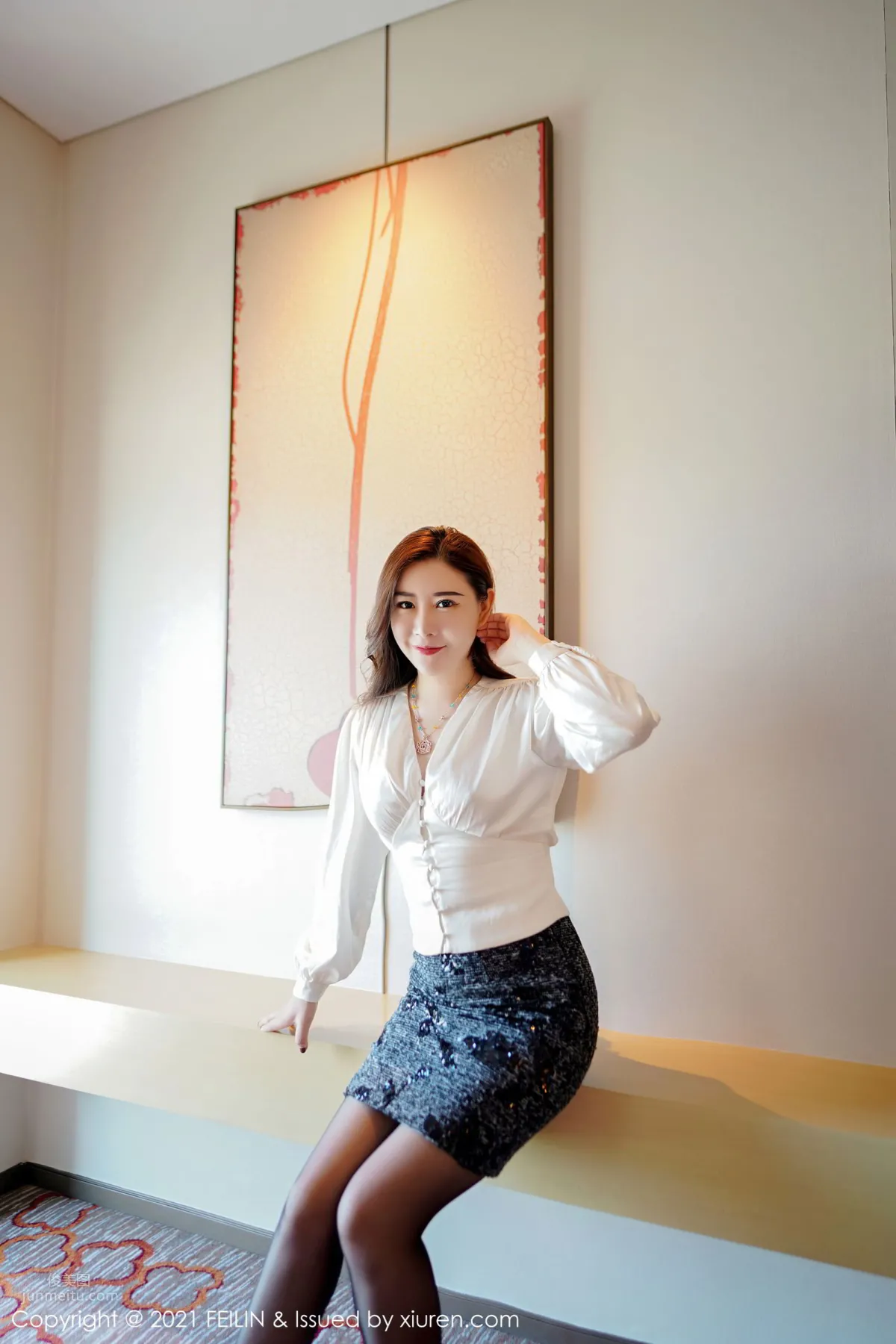 輕熟美女王婉悠 經典都市OL服飾 4