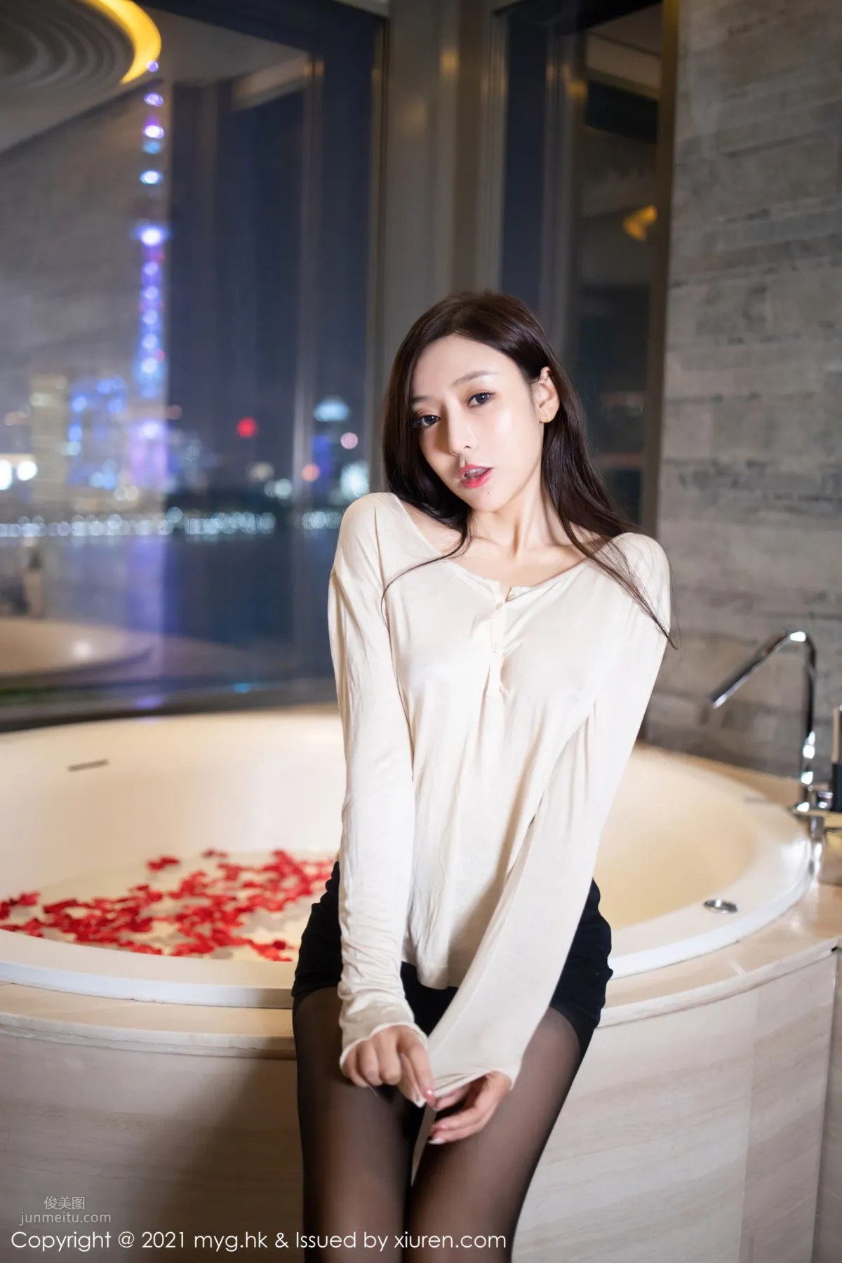 濕身女神王馨瑤 浴室花瓣浴系列 6
