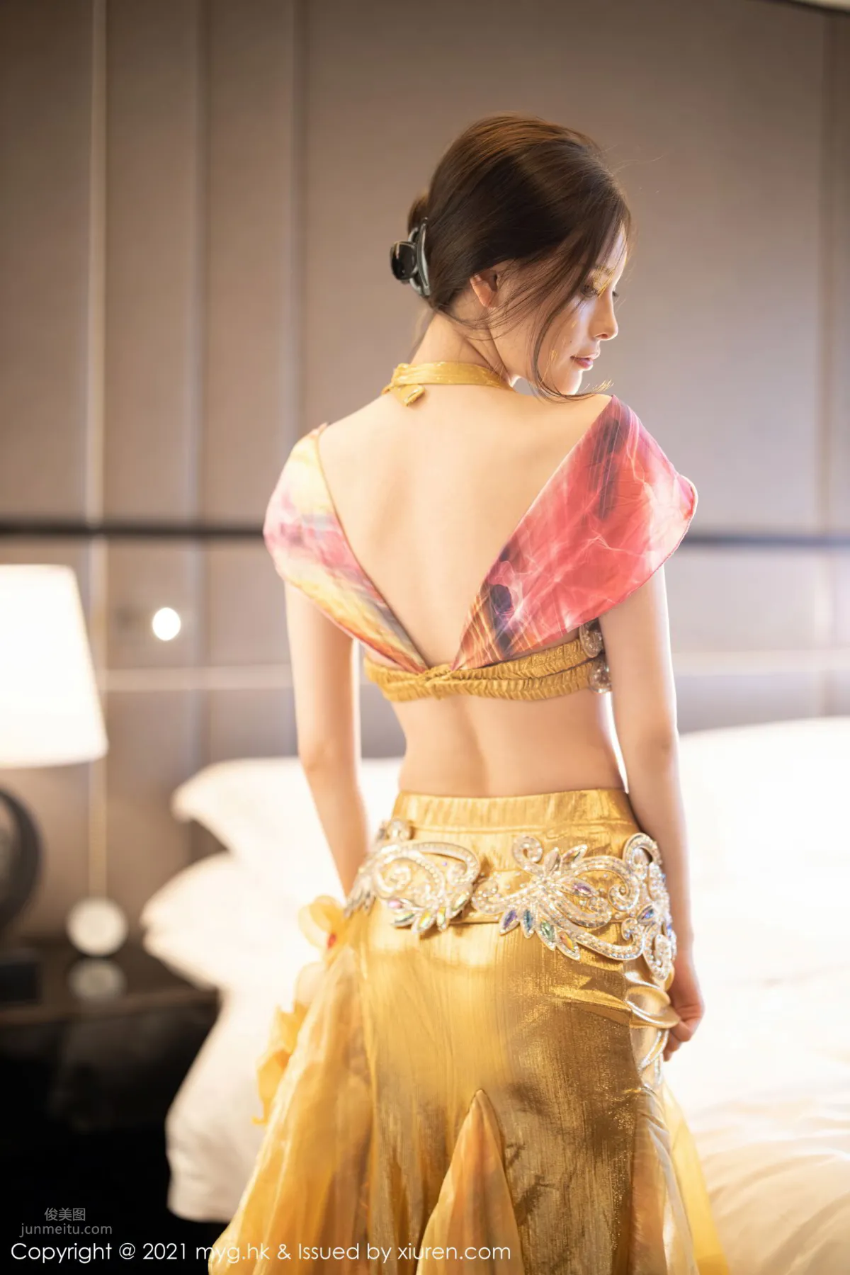 宅男女神小夕juju 泰式服飾美輪美奂 15