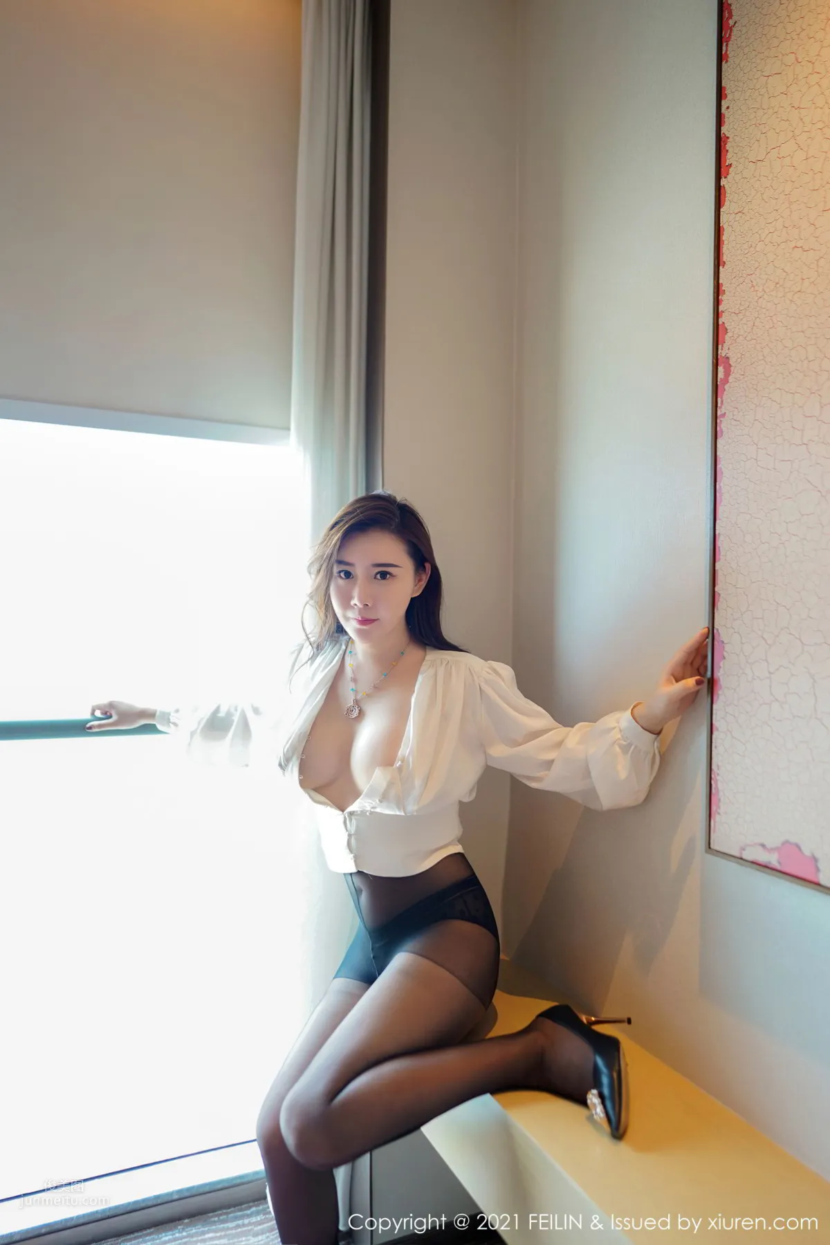 輕熟美女王婉悠 經典都市OL服飾 31