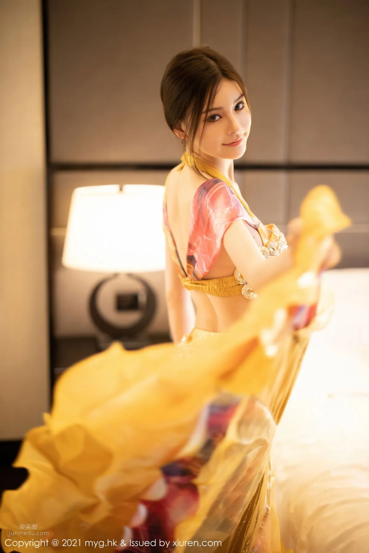 宅男女神小夕juju 泰式服飾美輪美奂 17