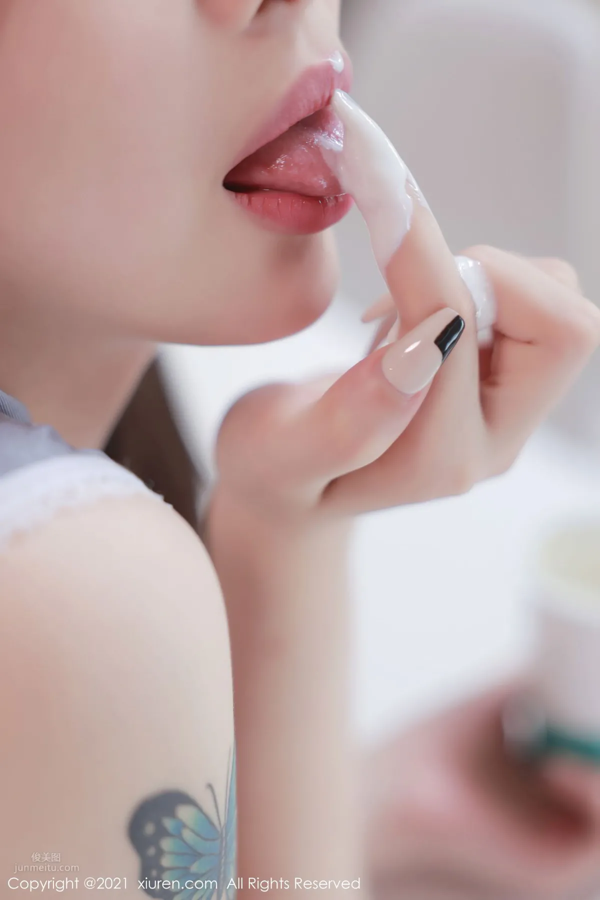 清新美女明日花桃桃 溫柔可人的小女仆 15