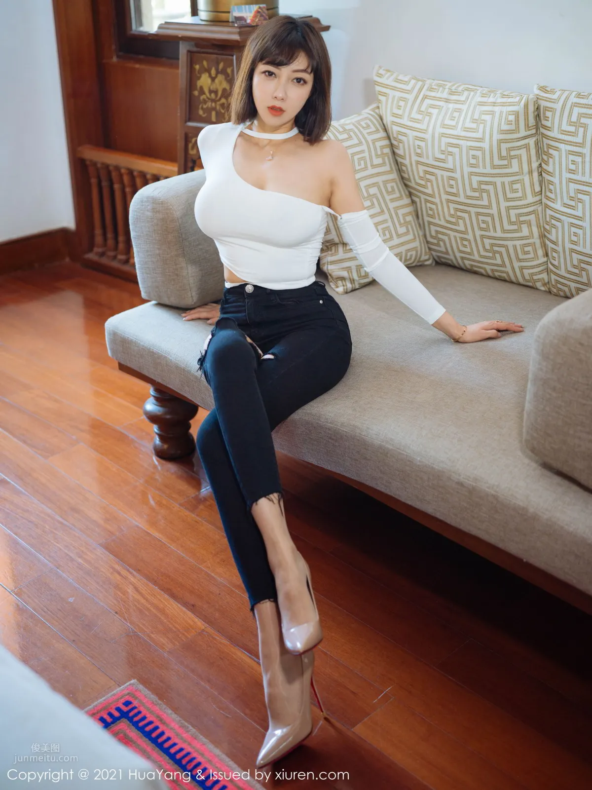 禦姐美女果兒Victoria 獨特的破洞牛仔褲 10