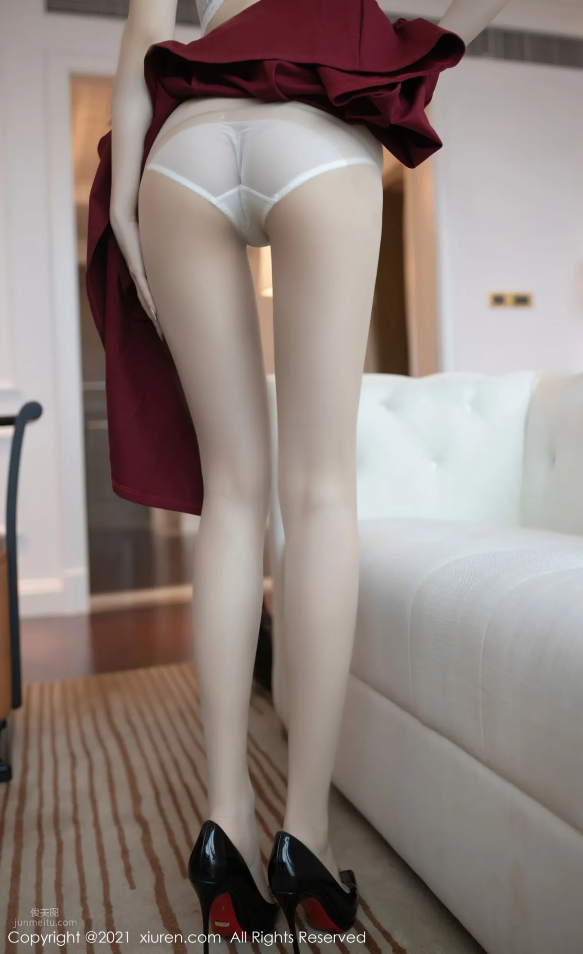 紅衣女神安然Maleah 人妻氣息渾然天成 42