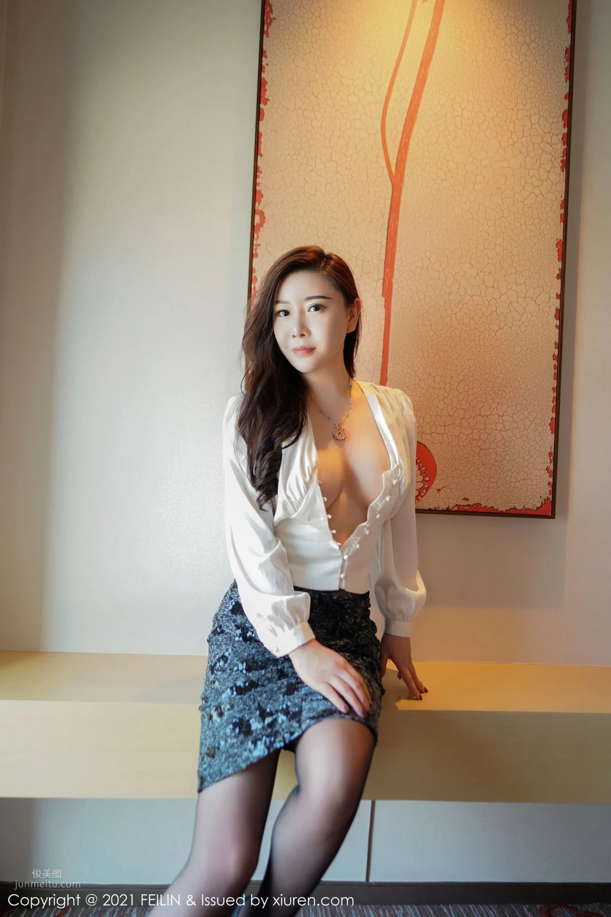 輕熟美女王婉悠 經典都市OL服飾 17