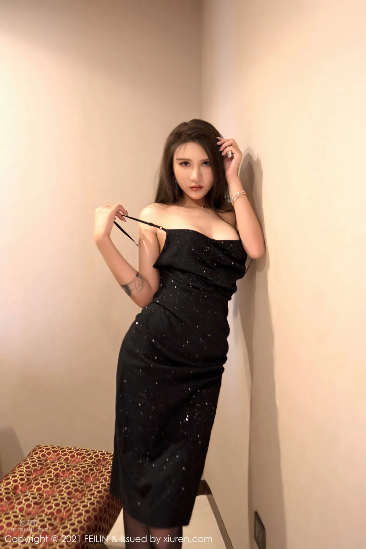 女神Emily尹菲 姿态媚意蕩漾 42