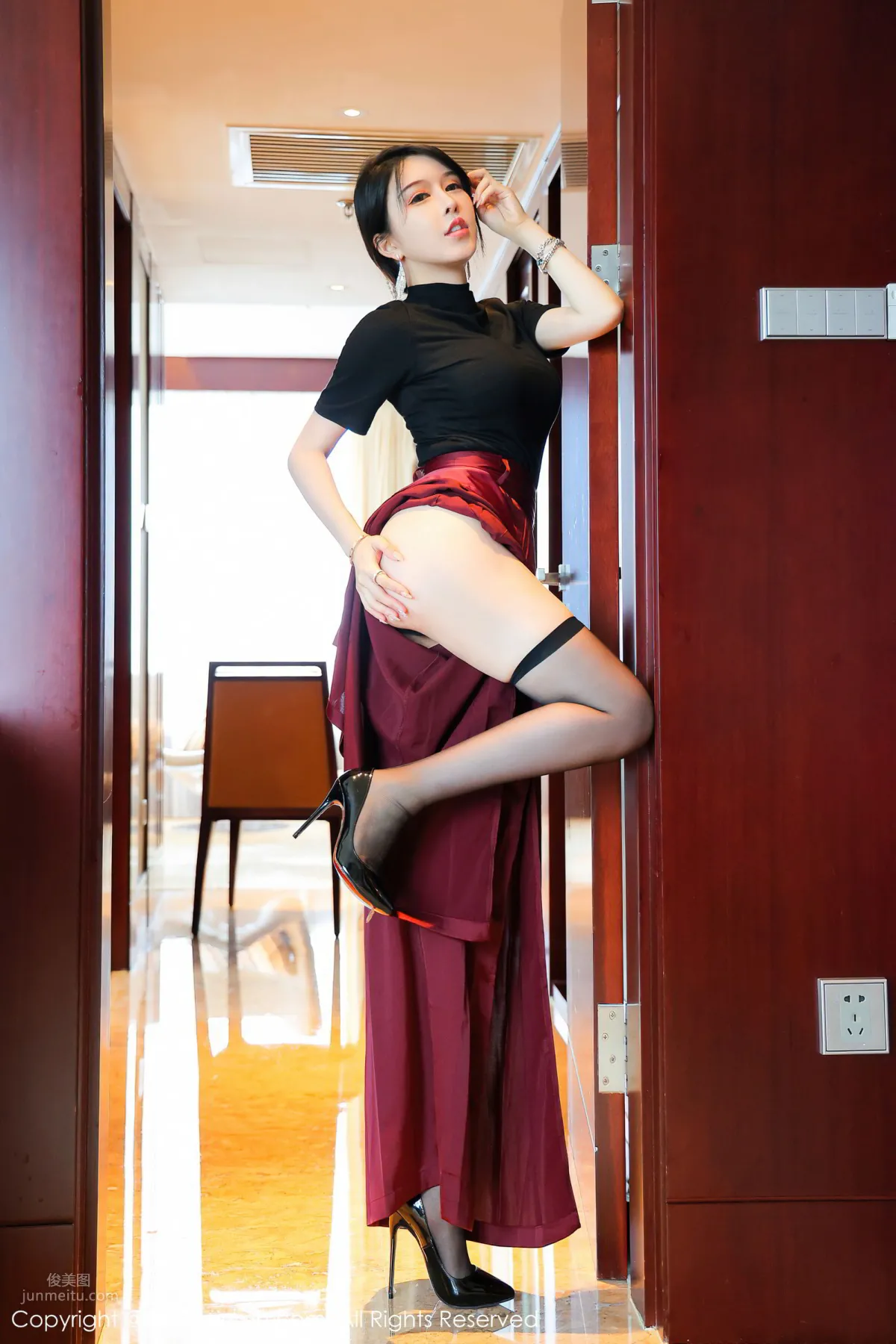 你的女神玉兔miki 華麗多姿的服飾 6