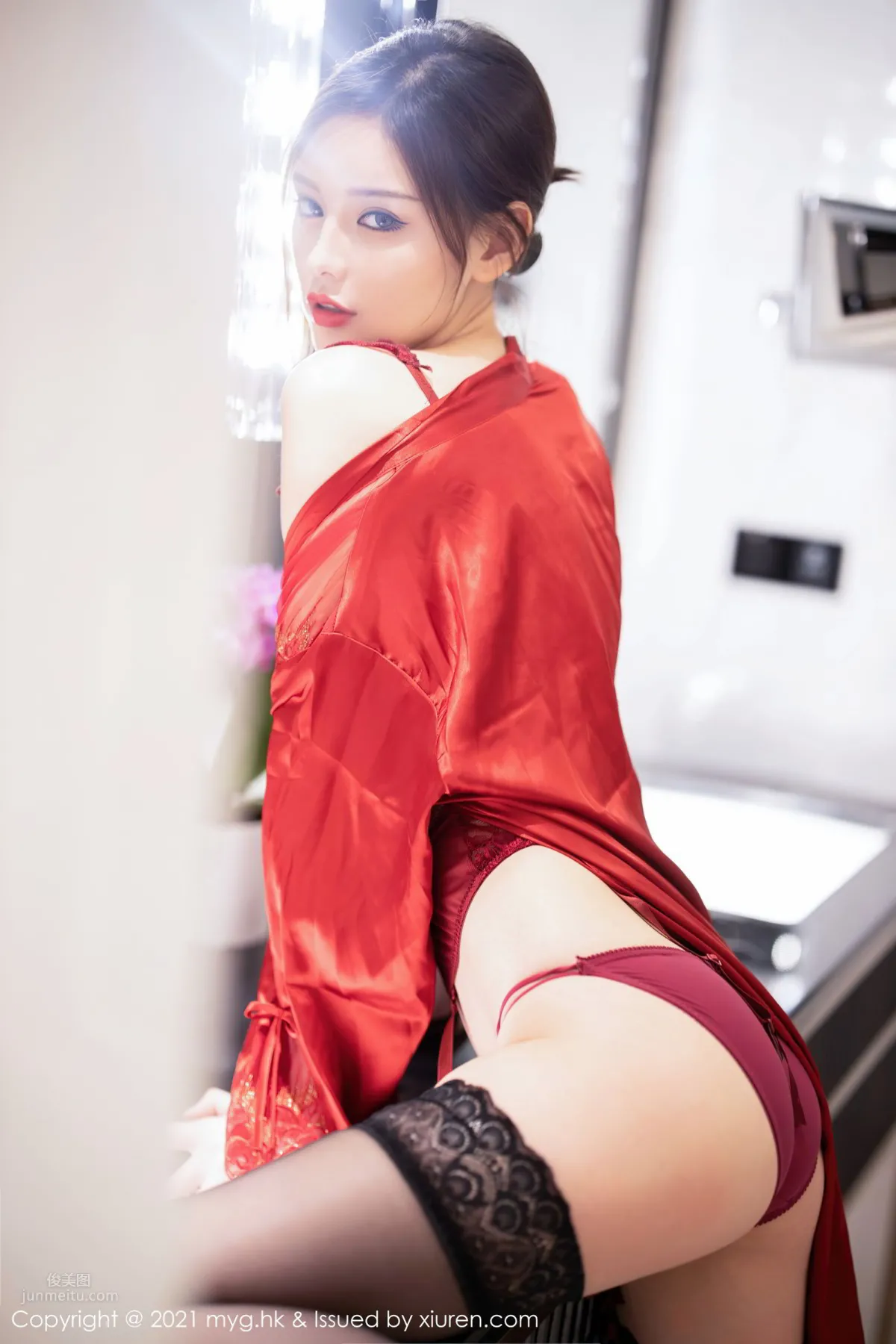 宅男女神小夕juju 經典猩紅的蕾絲 14