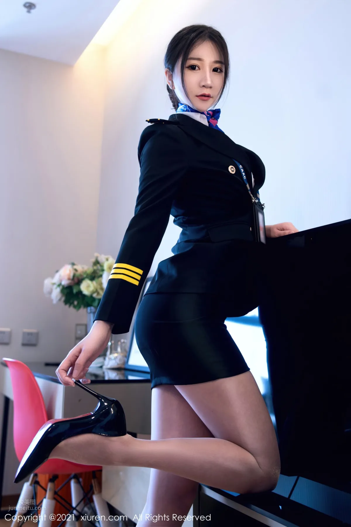 空乘小姐姐顧喬楠 制服機長長發飄逸 14