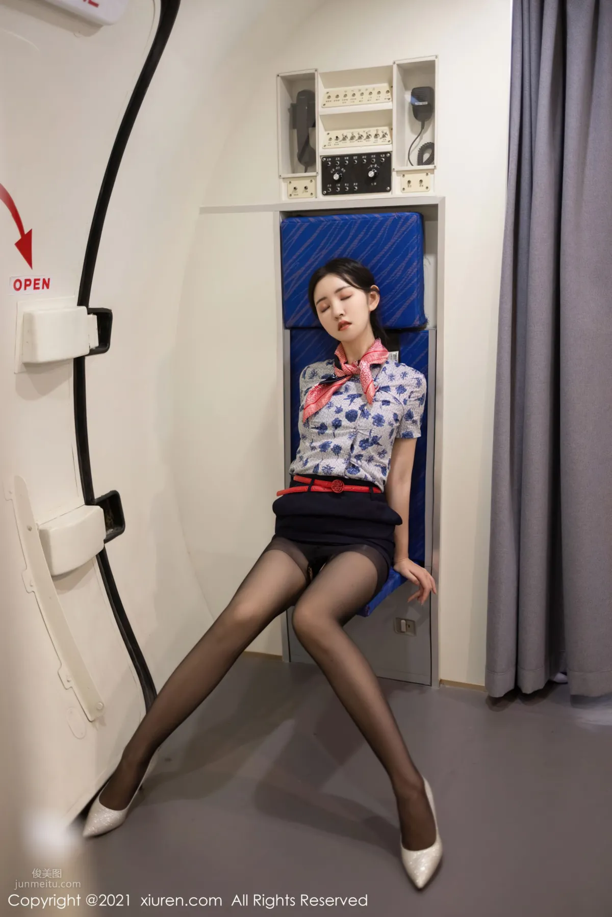 空乘女神沈夢瑤 真實的客機場景 9