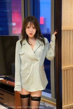 動人輕熟女雅雯 淡雅多姿的襯衫