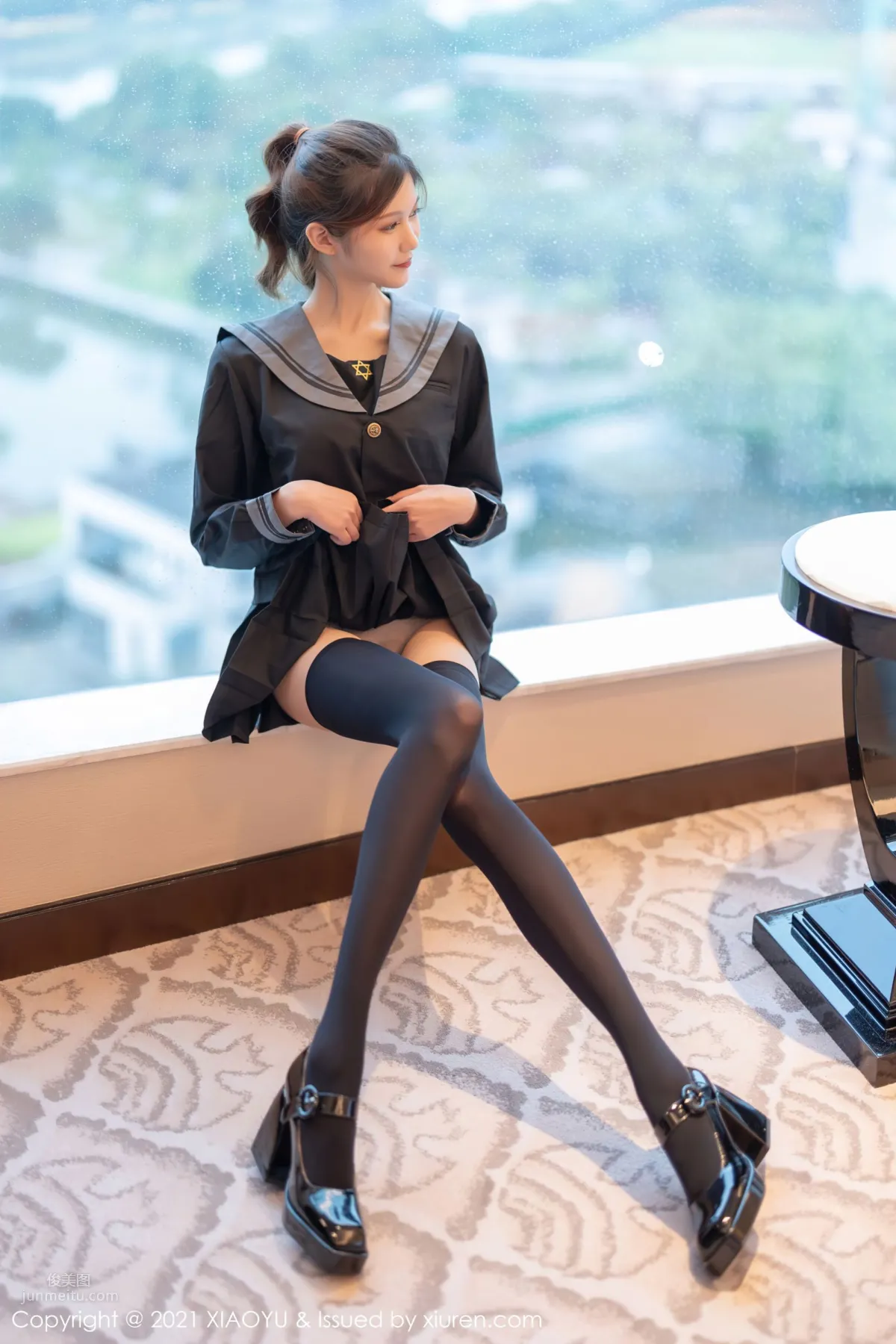 高挑模特程程程 典雅學院風制服 15