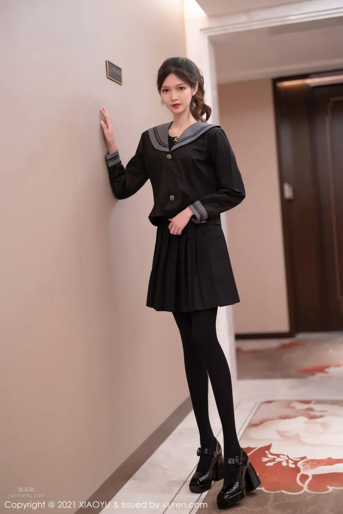 高挑模特程程程 典雅學院風制服 3