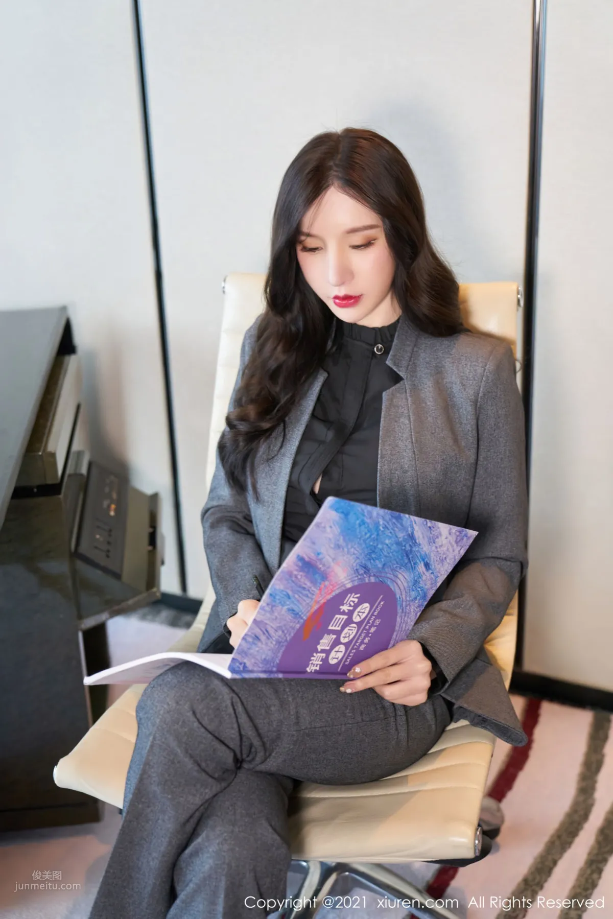 王牌銷售周于希 展示她的過人技巧 9