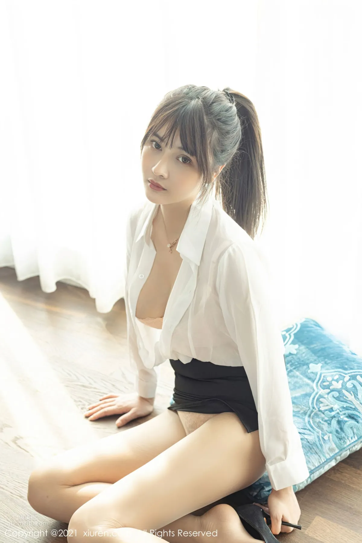 豐滿妹子萌奈子 動人職業OL系列 28