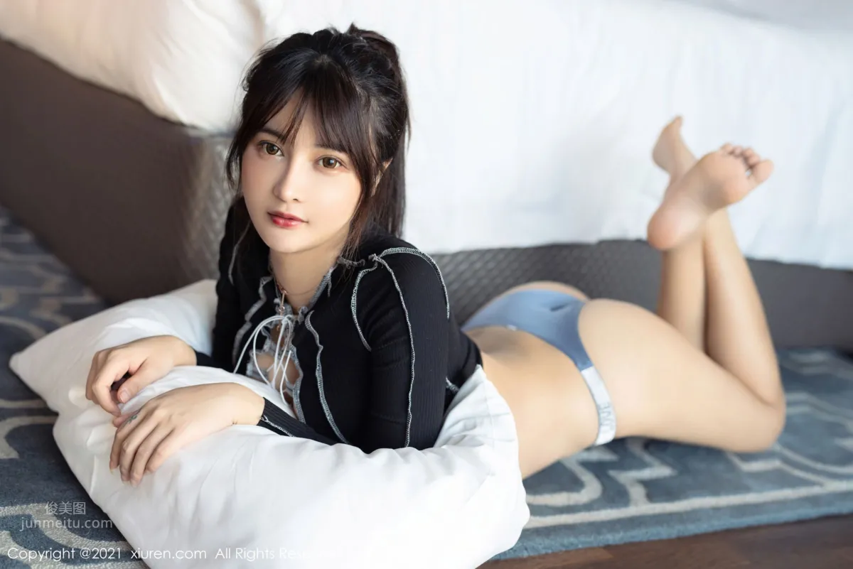 豐滿妹子萌奈子 超A的短裙有緻 46
