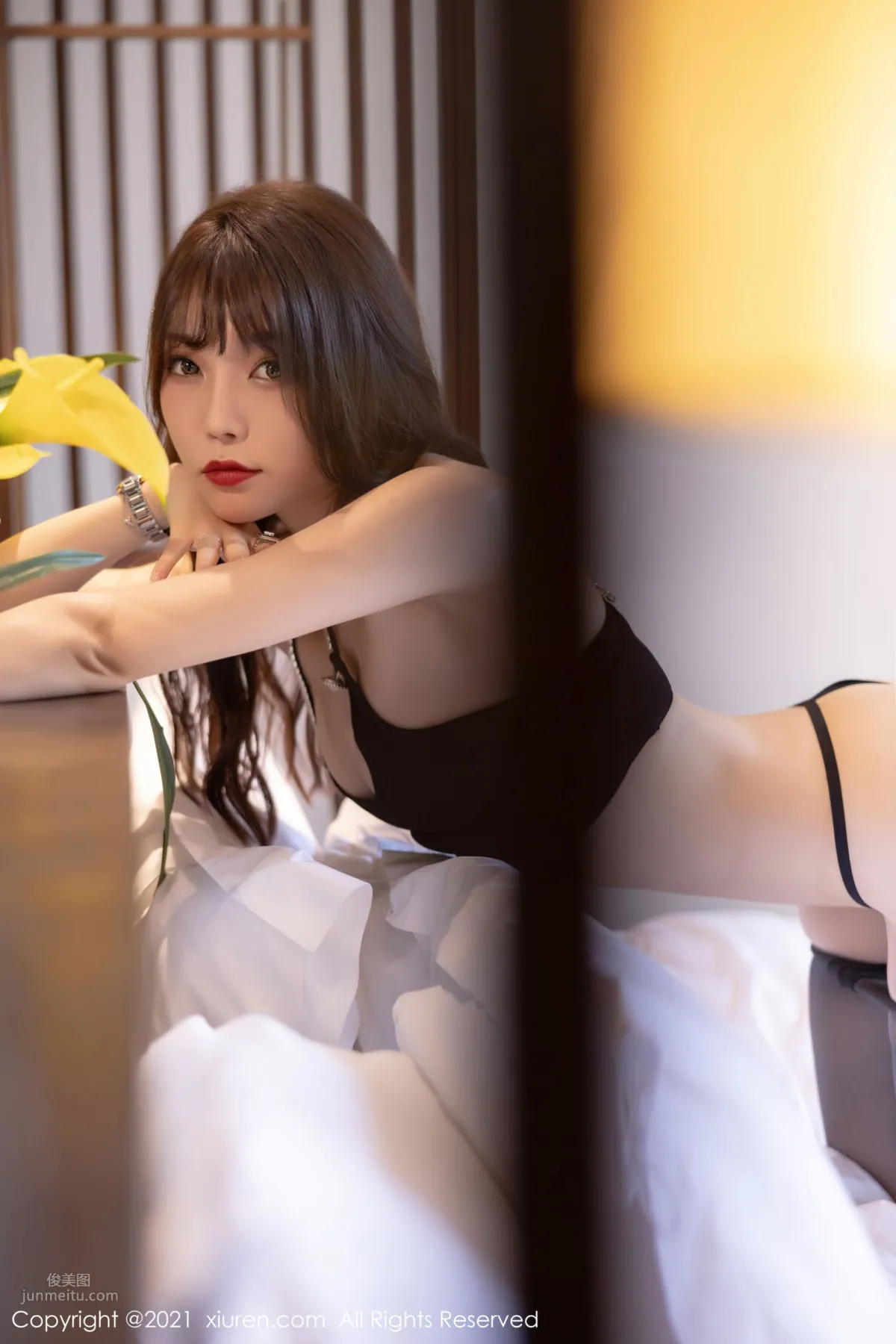 全民女神芝芝Booty 典雅多姿的吊裙 50