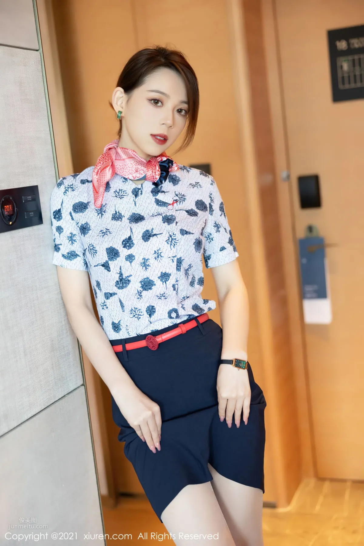 [XiuRen] 2021.10.27 No.4126 言沫_0