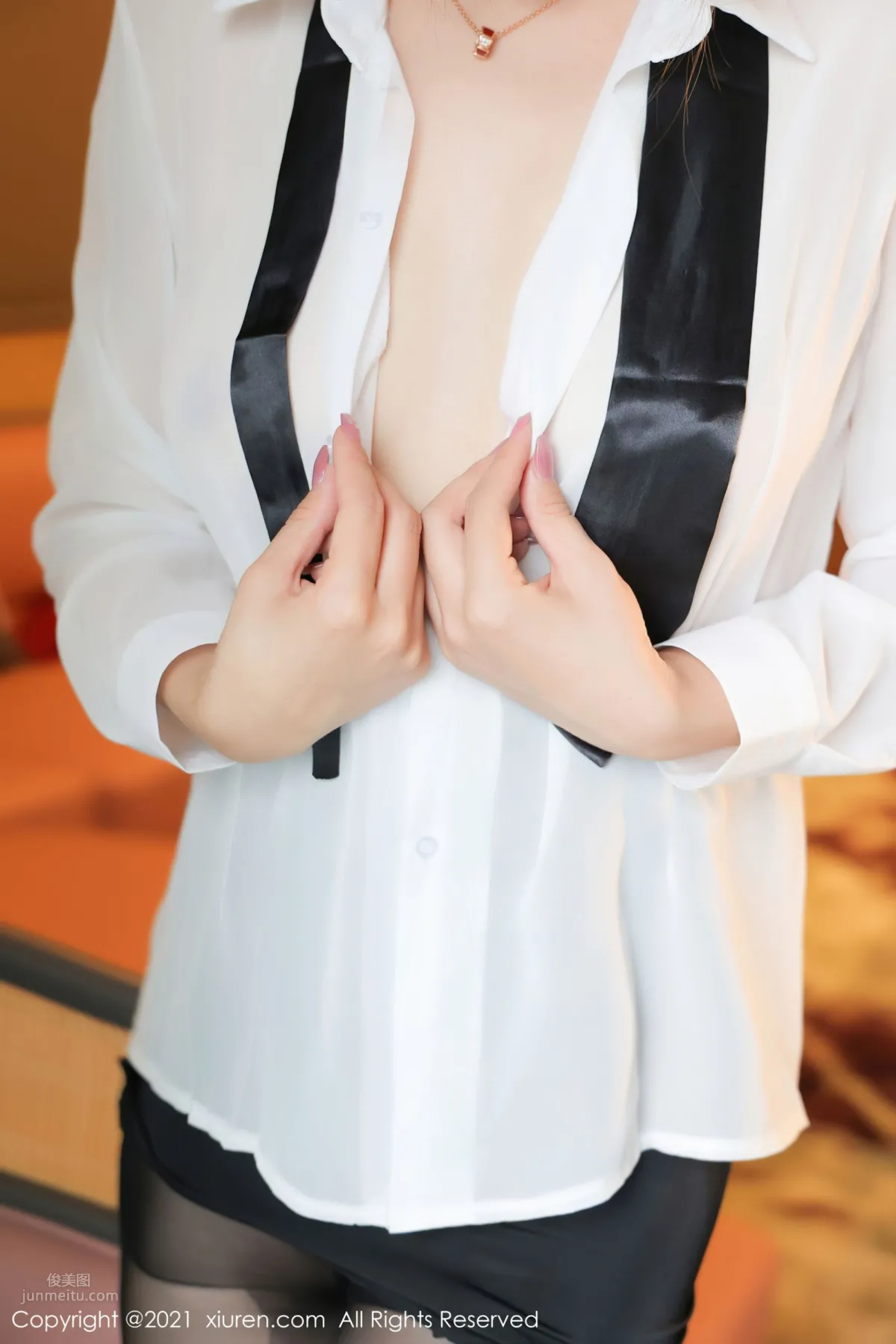 [XiuRen] 2021.10.21 No.4093 宥利 45