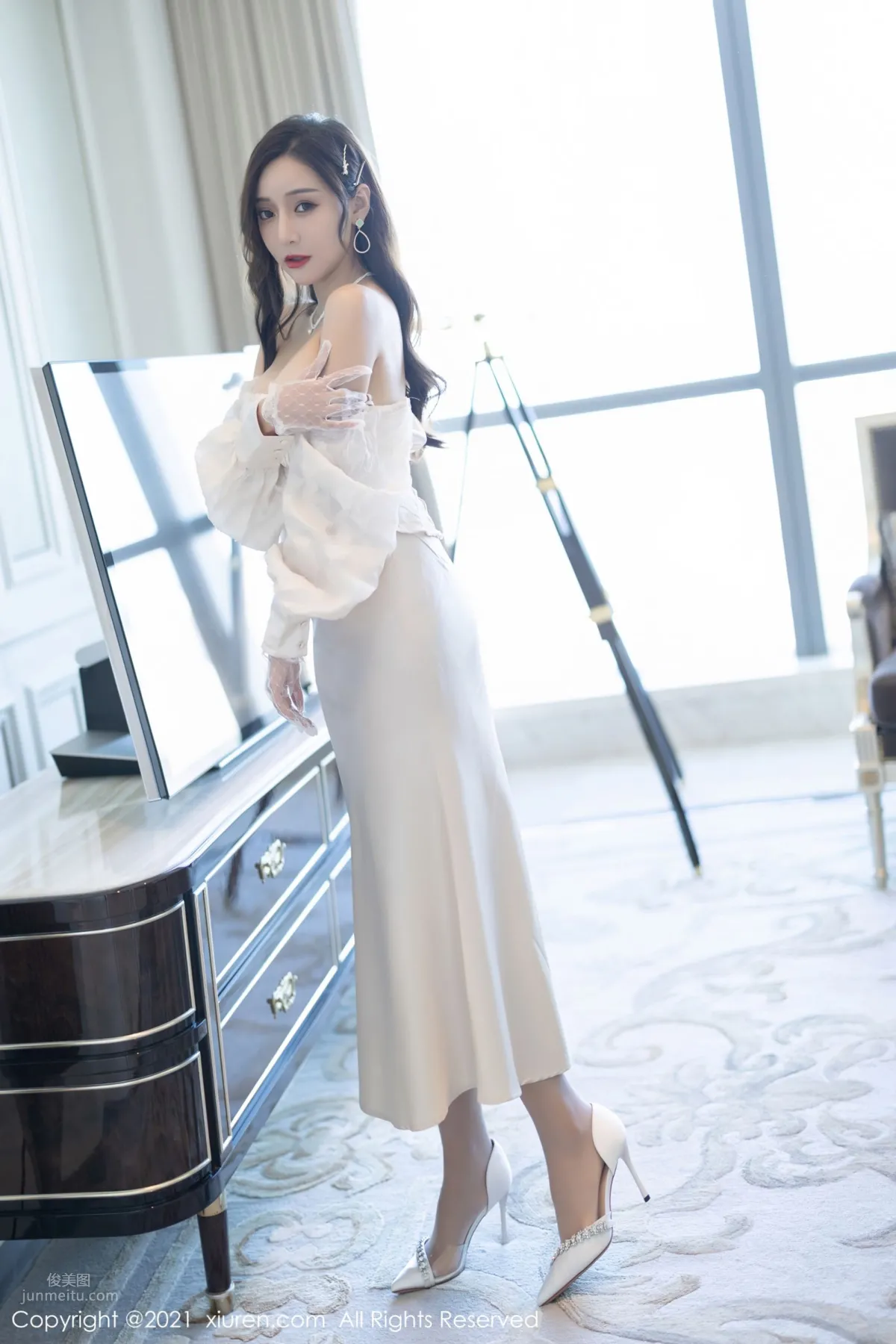 [XiuRen] 2021.10.28 No.4136 王馨瑶yanni_3