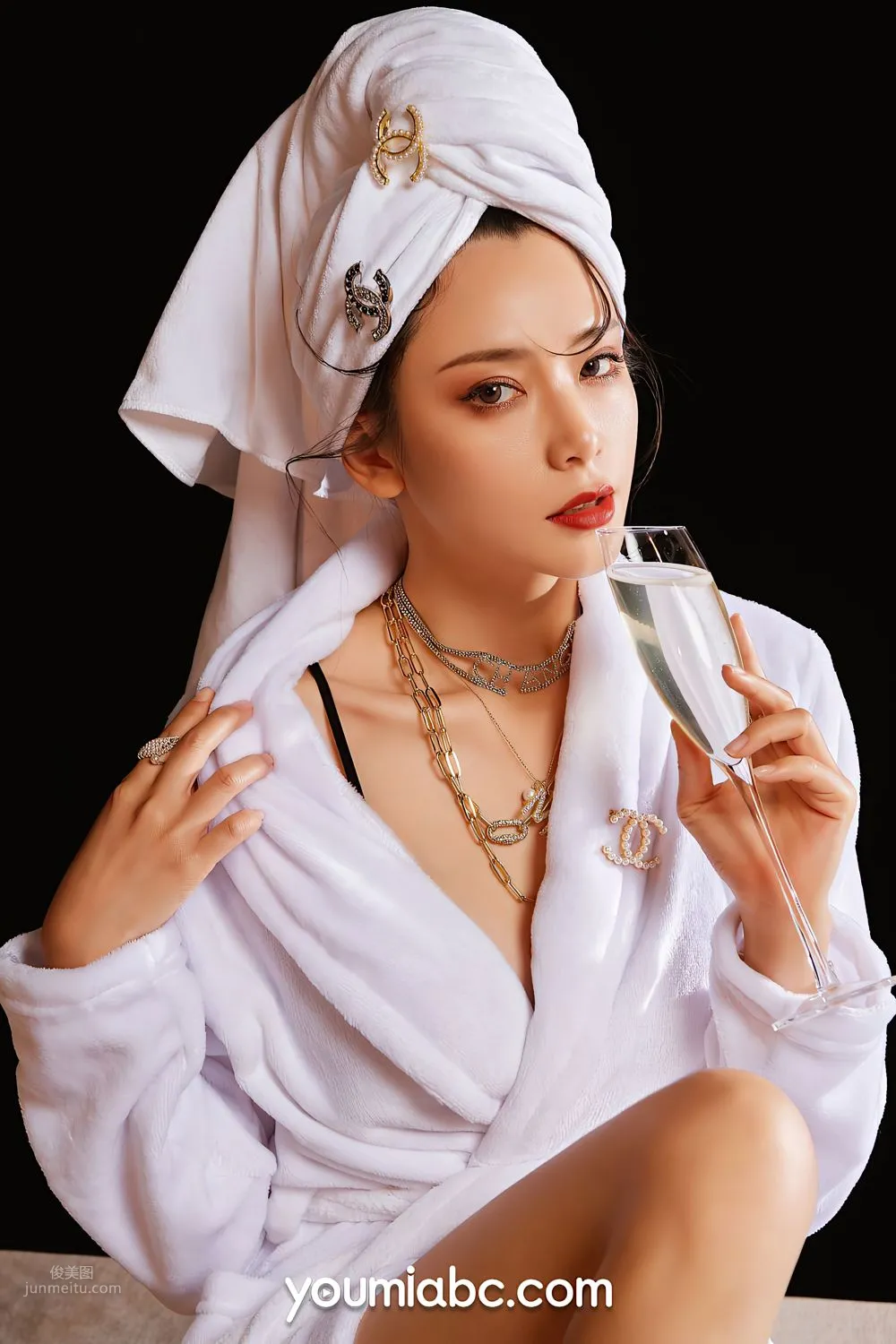 穿普拉达的女王 - 林夕_3