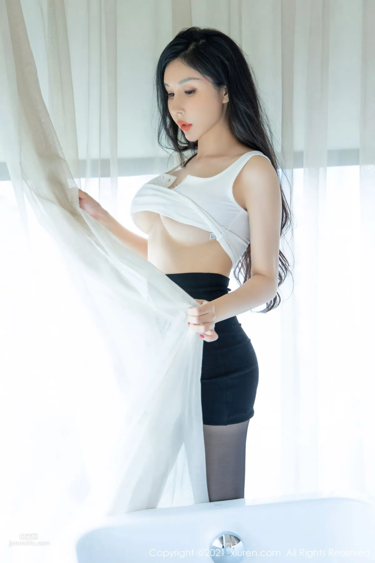[XiuRen] 2021.09.26 No.3993 田冰冰 47