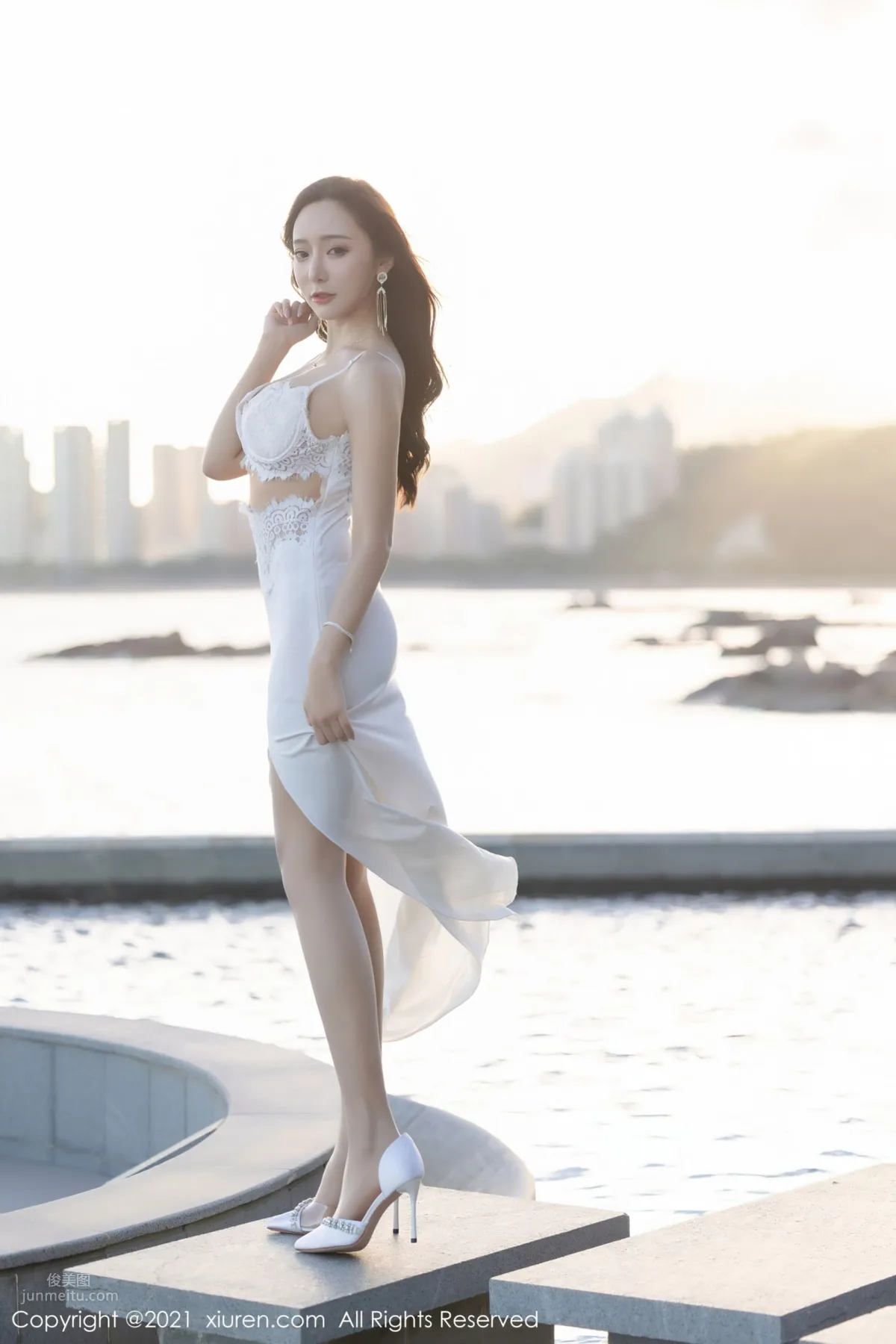 [XiuRen] 2021.09.27 No.4004 王馨瑤yanni 14