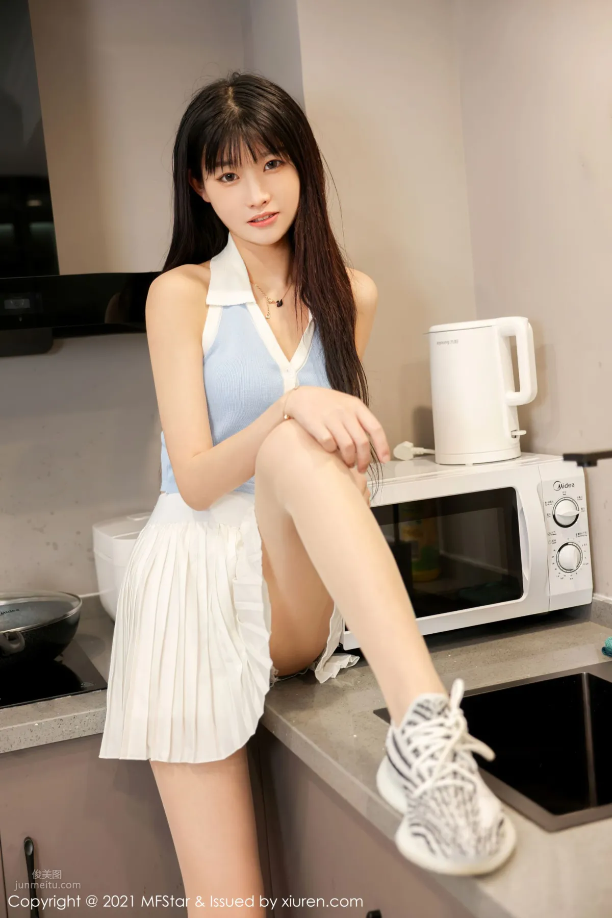 新人模特77qiqi 長相清純甜美 3
