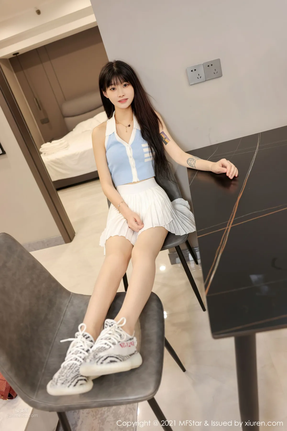 新人模特77qiqi 長相清純甜美 19