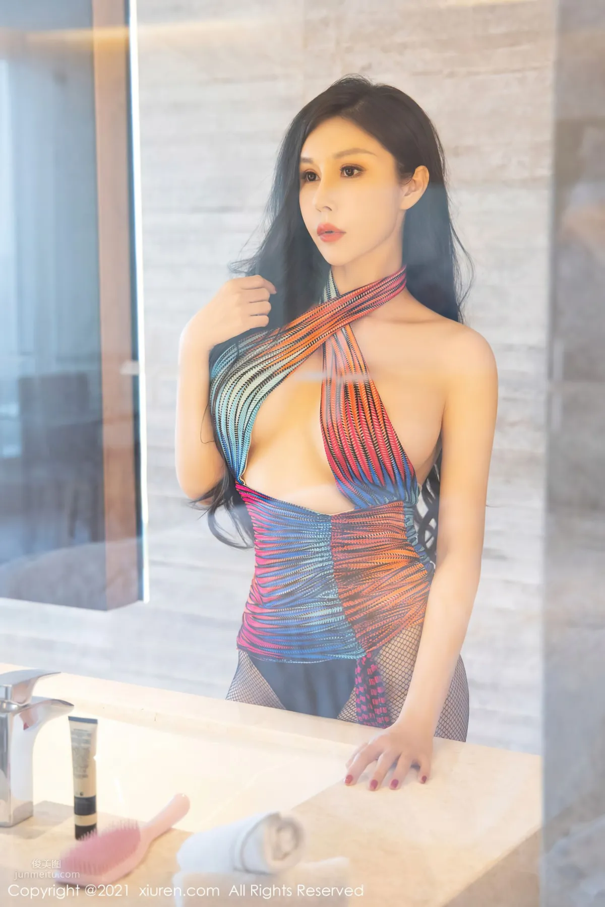 禦姐模特田冰冰 絢麗多姿色彩禮服 12